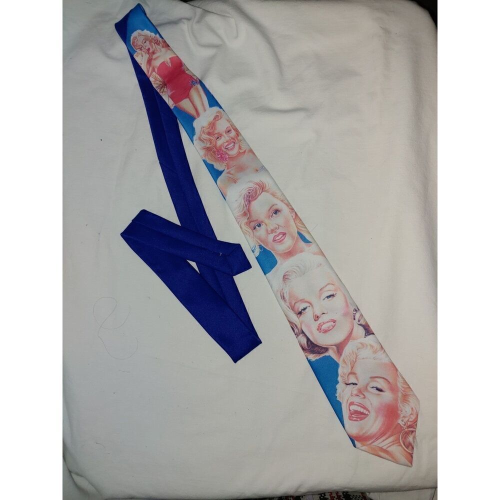 Ralph Marlin VINTAGE Marilyn Monroe "Shades of Marilyn" Polyester Tie.  VINTAGE